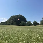 Semesteranläggning (resort) Sacuba & Botanic Golf Club *