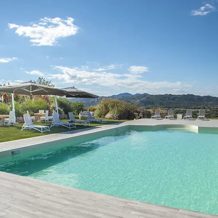 Sacuba & Botanic Golf Club * Όλμπια