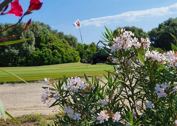 Sacuba & Botanic Golf Club Resort