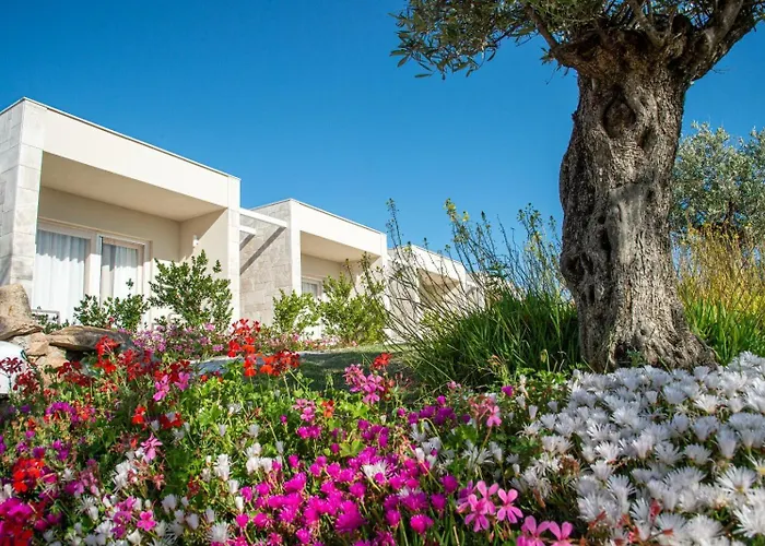 Sacuba & Botanic Golf Club * אולביה